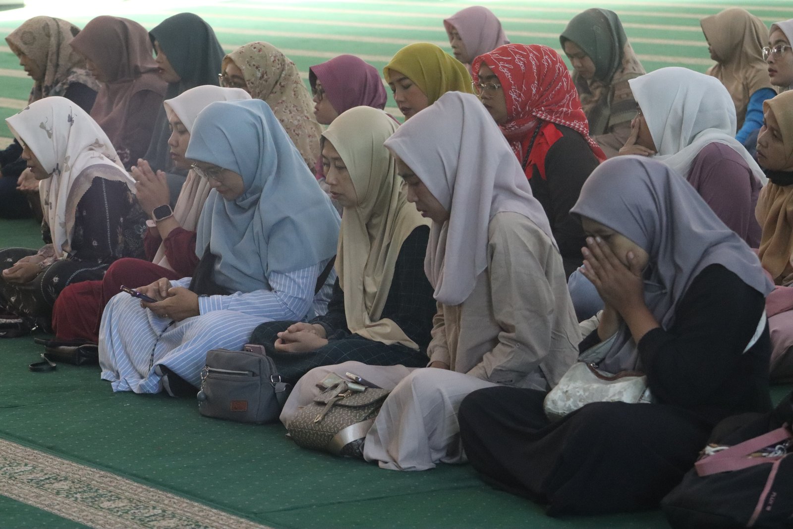 Dokumentasi Istighosah dan Do\\\'a Bersama Guru dan Wali Murid Tahun Ajaran 2026 2027