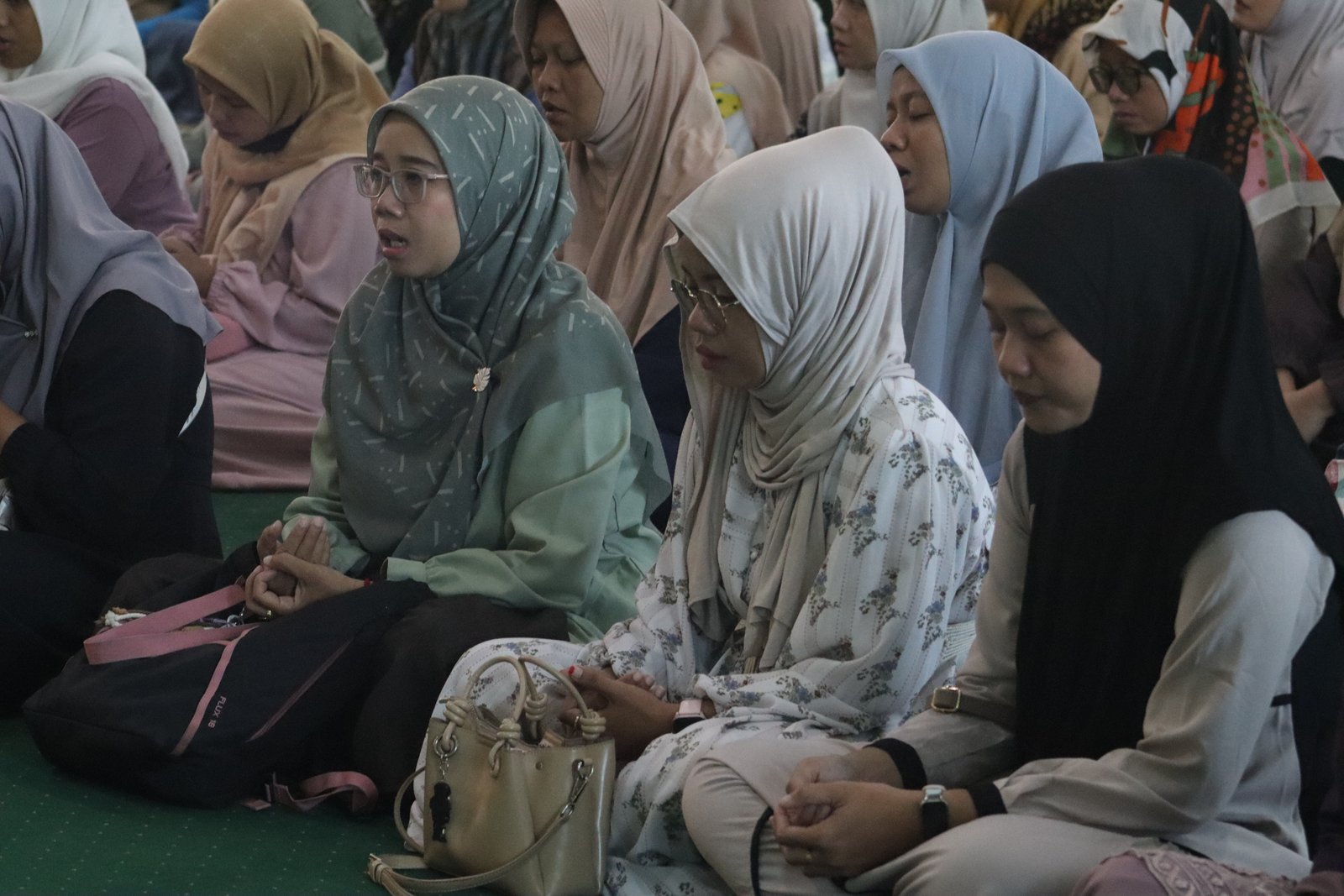 Dokumentasi Istighosah dan Do\\\'a Bersama Guru dan Wali Murid Tahun Ajaran 2026 2027