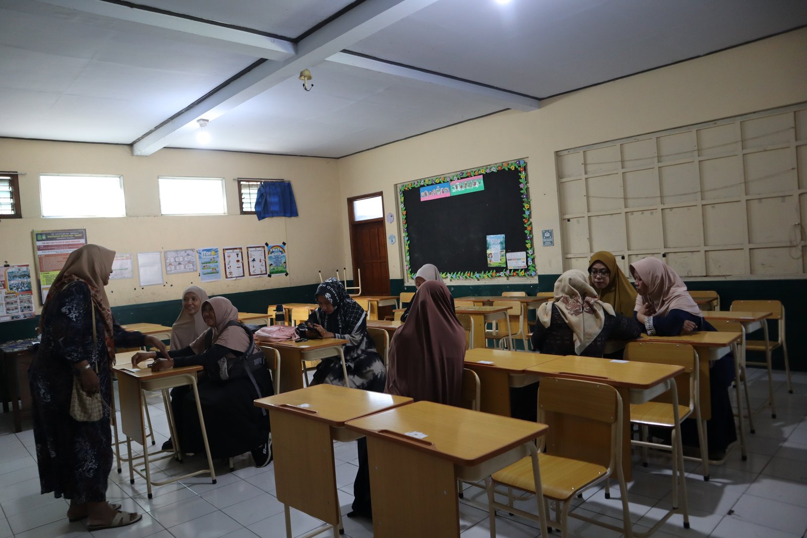 Dokumentasi Istighosah dan Do\\\'a Bersama Guru dan Wali Murid Tahun Ajaran 2026 2027
